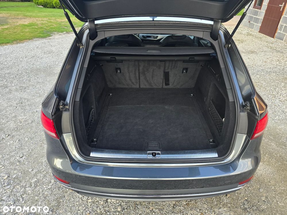 Audi A4 Avant 2.0 TDI DPF S line Sportpaket - 11