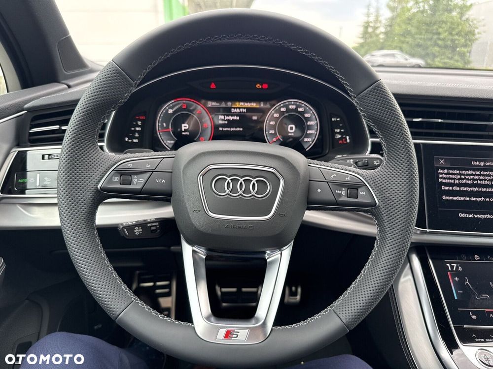 Audi Q7 - 11
