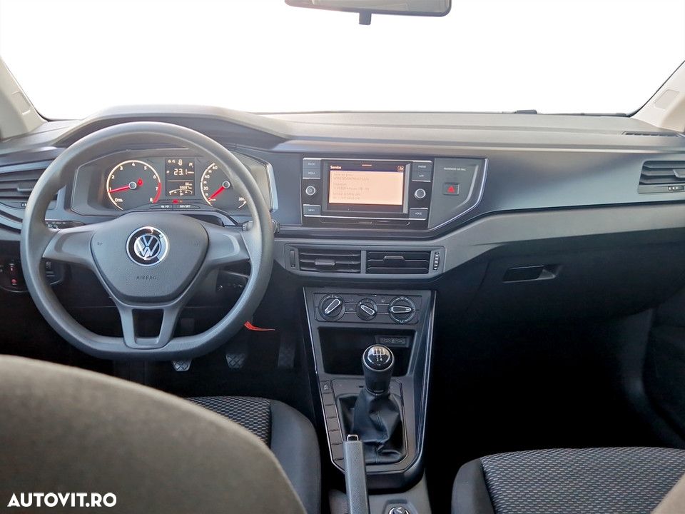 Volkswagen Polo - 13