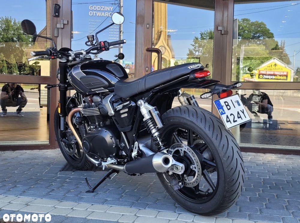 Triumph Speed Twin - 3