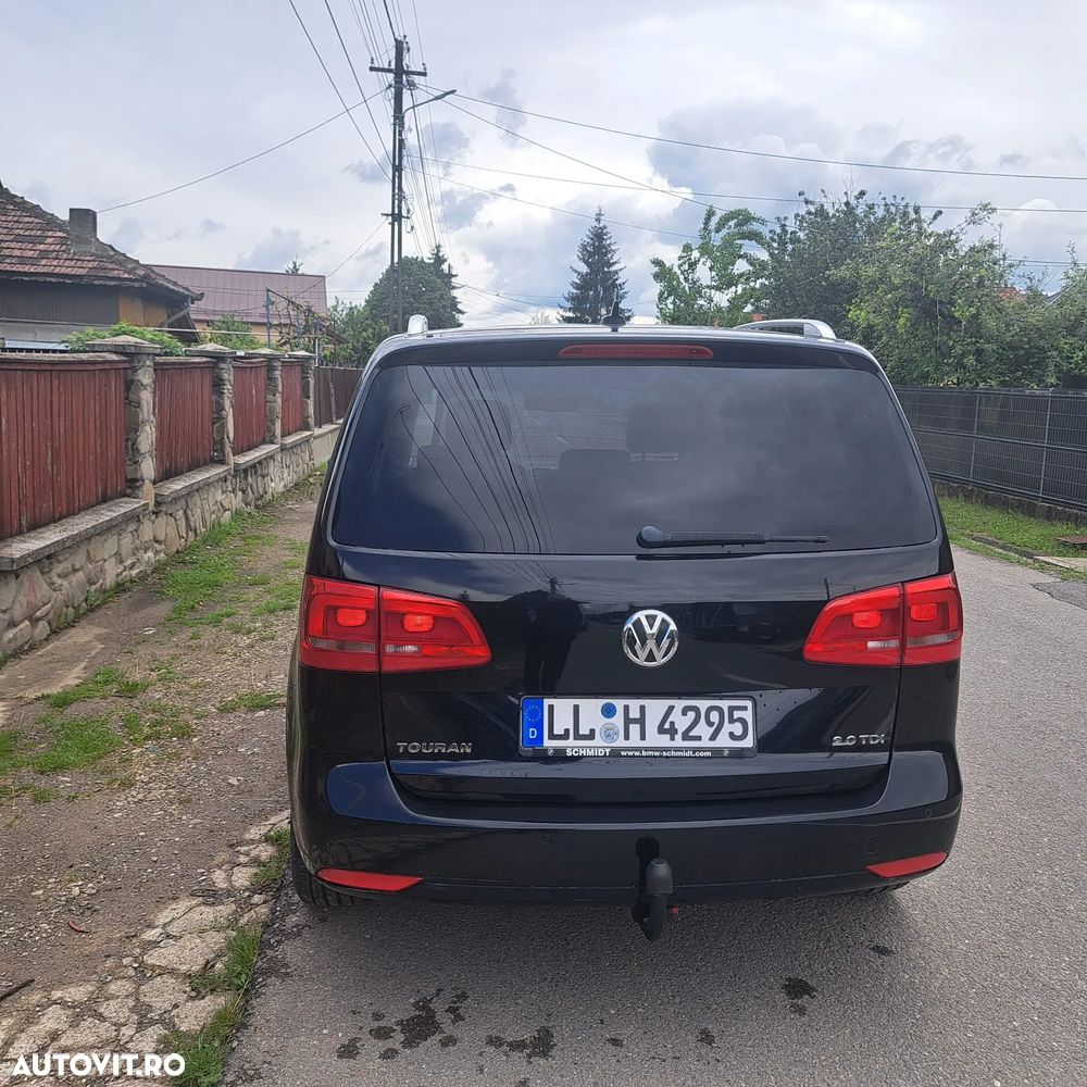 Volkswagen Touran - 3