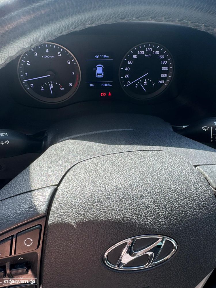 Hyundai Tucson 1.6 GDi Executive - 12