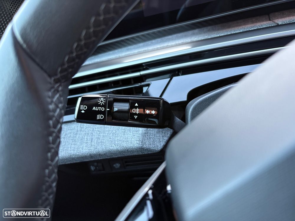 Peugeot 5008 1.2 Hybrid Allure e-DCS6 - 13