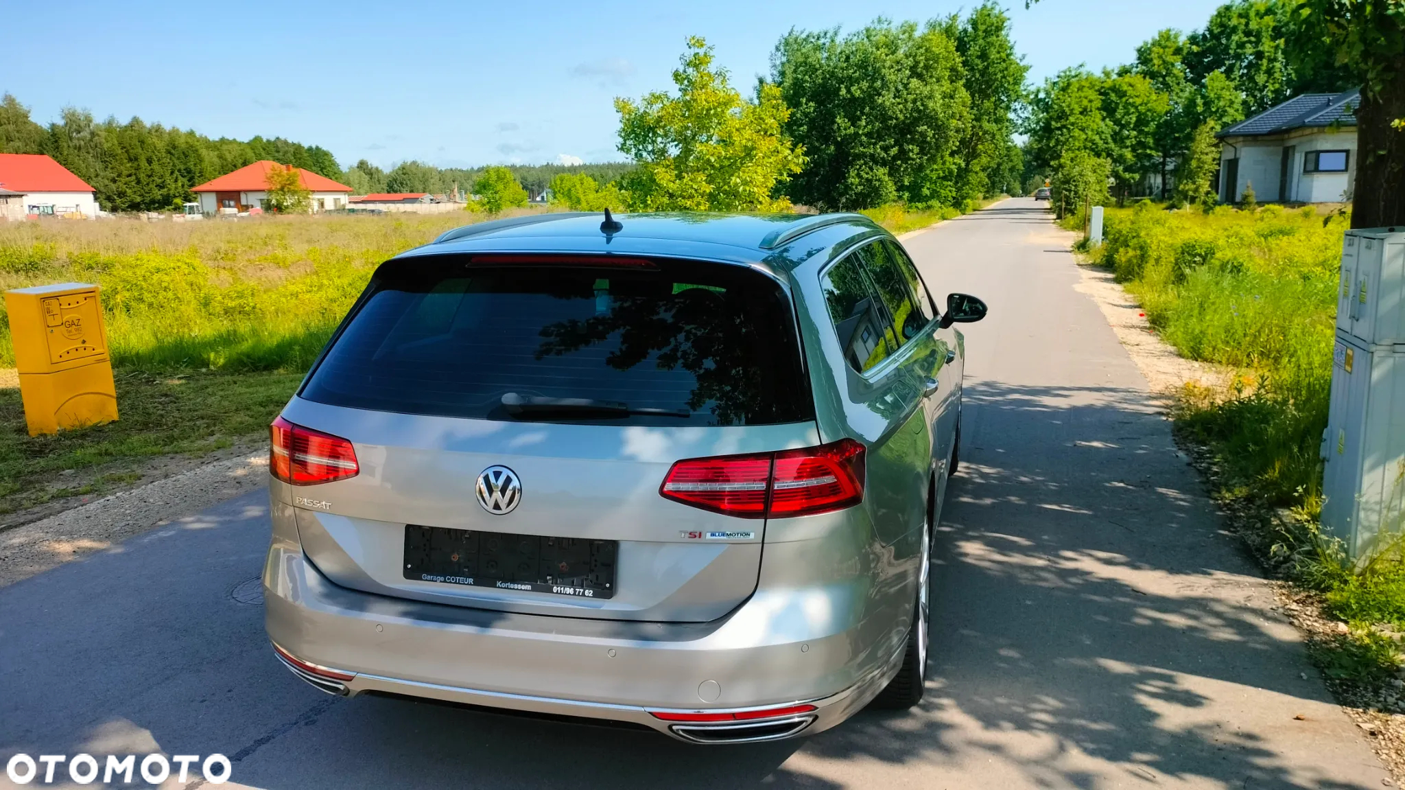 Volkswagen Passat - 12