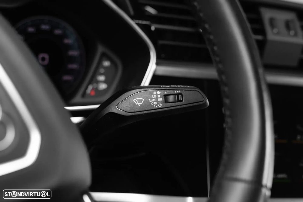 Audi Q3 45 TFSIe S line S tronic - 10