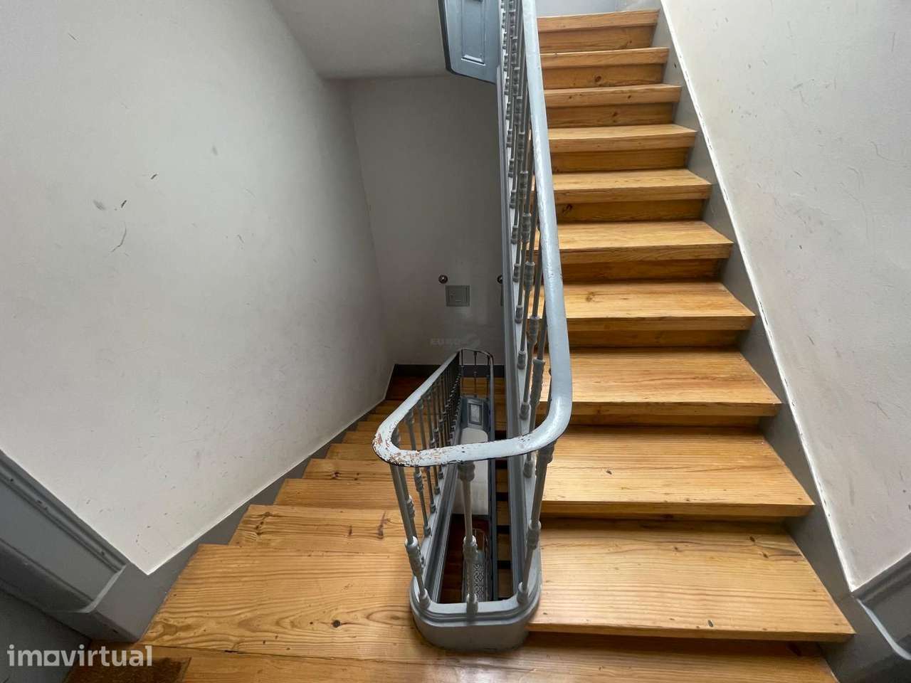 T3 Renovado para arrendamento na Rua António Pereira Carrilho - Grande imagem: 5/25