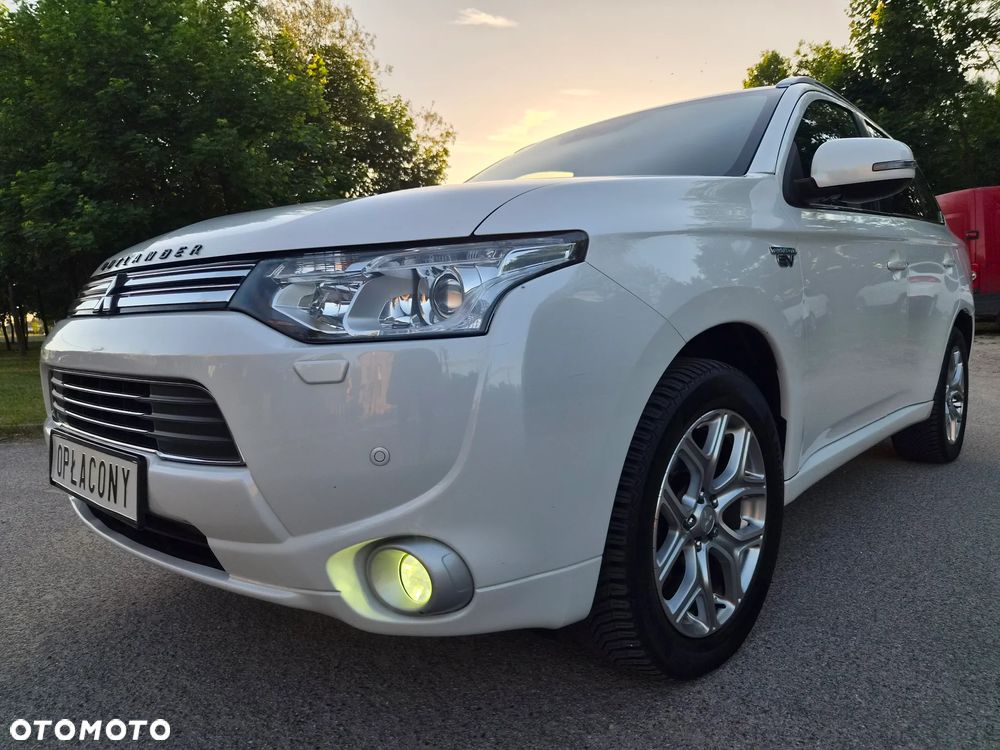 Mitsubishi Outlander - 10
