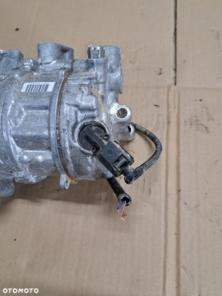 Audi A4 B9 sprężarka klimatyzacji kompresor 8W5816803 Volkswagen A5 F5 - 3