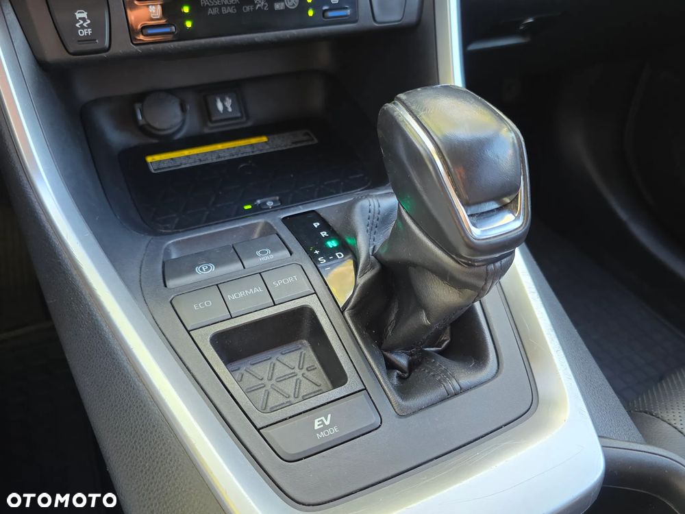 Toyota RAV4 2.5 Hybrid Executive 4x2 - 26