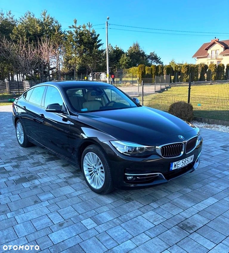BMW 3GT 330i GPF Luxury Line - 1