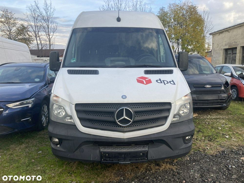 Mercedes-Benz Sprinter - 5