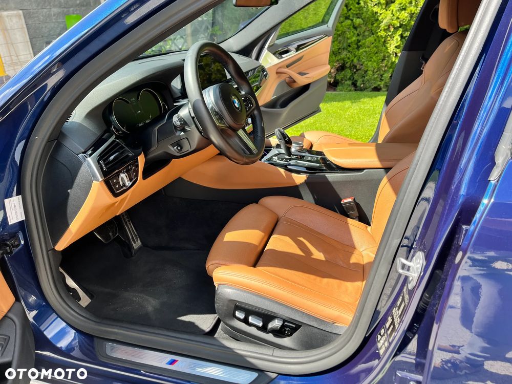 BMW Seria 5 530i xDrive M Sport sport - 40
