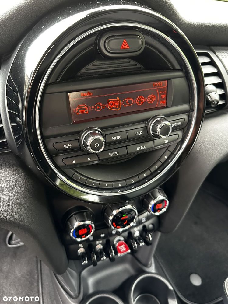 MINI Cooper Classic Trim - 17