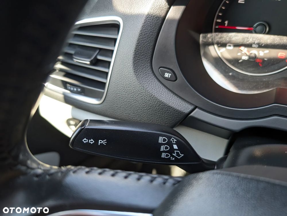Audi Q3 2.0 TDI Edycja Specjalna - 24