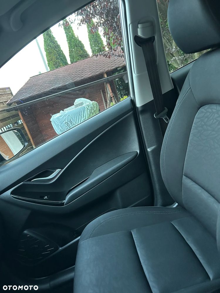 Hyundai ix20 - 19