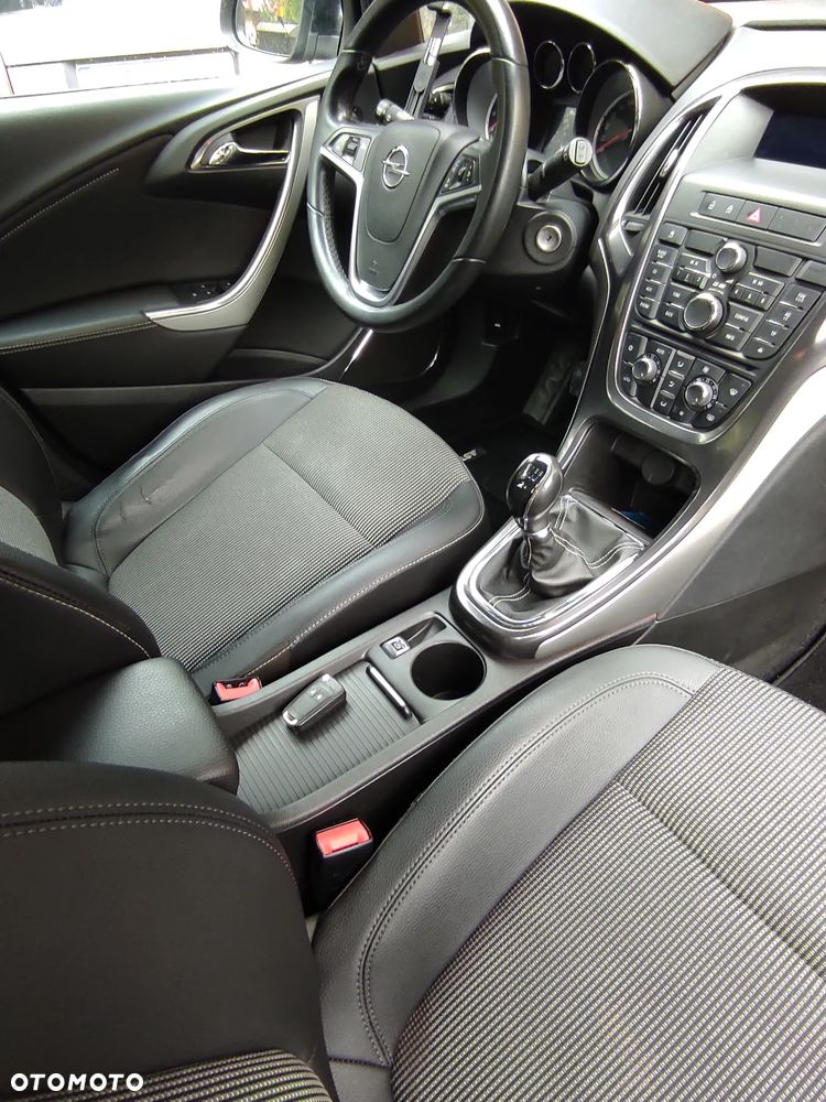 Opel Astra IV 1.6 Cosmo - 15
