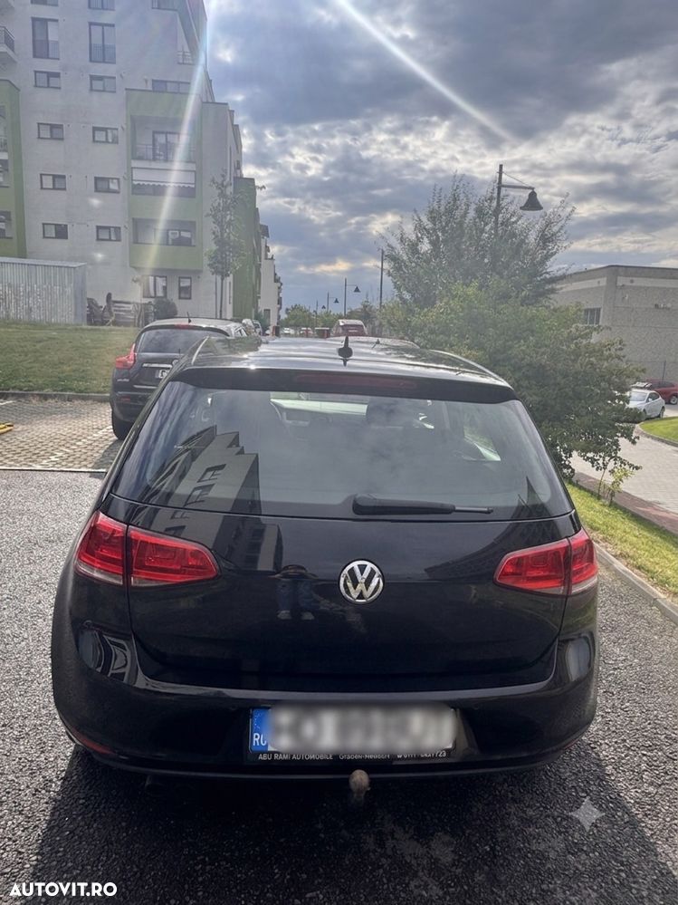 Volkswagen Golf - 3