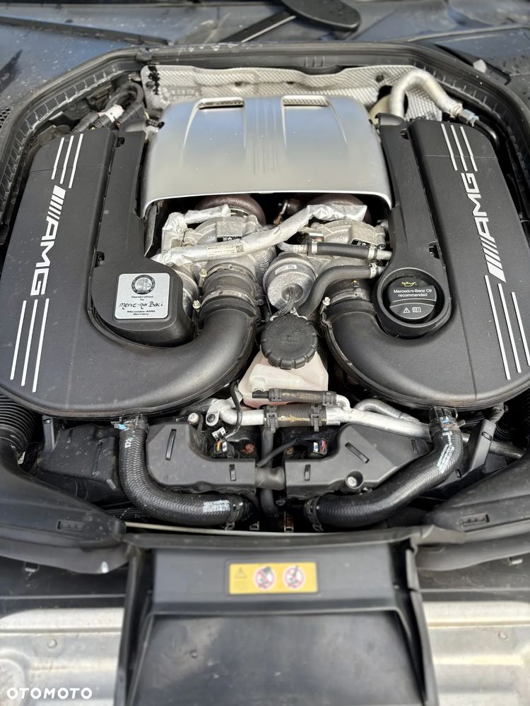 Mercedes-Benz Klasa C AMG 63 S AMG Speedshift MCT 9G - 17