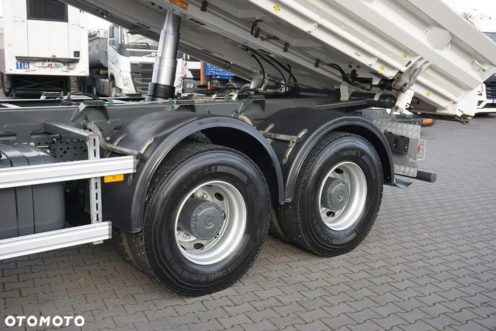 Mercedes-Benz AROCS / 2645 / E 6 / WYWROTKA + HDS / 6 X 4 / HYDROBURTA - 23