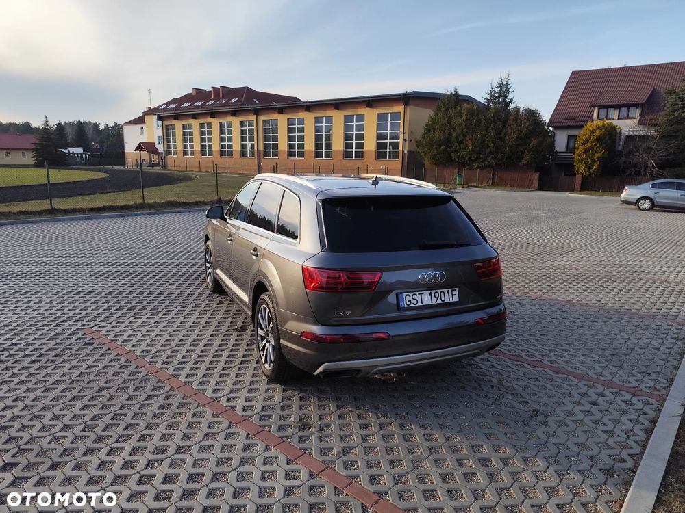 Audi Q7 - 3