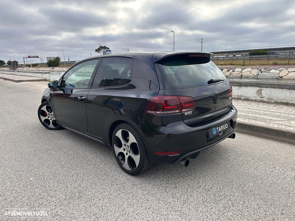 VW Golf 2.0 GTI - 10