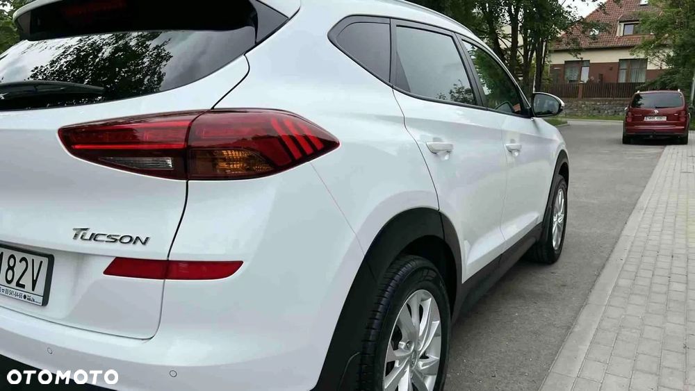 Hyundai Tucson 1.6 GDI BlueDrive Comfort 2WD - 18