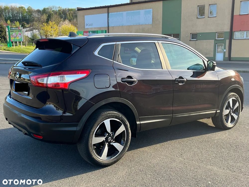 Nissan Qashqai 1.6 DCi Xtronic N-Connecta - 10