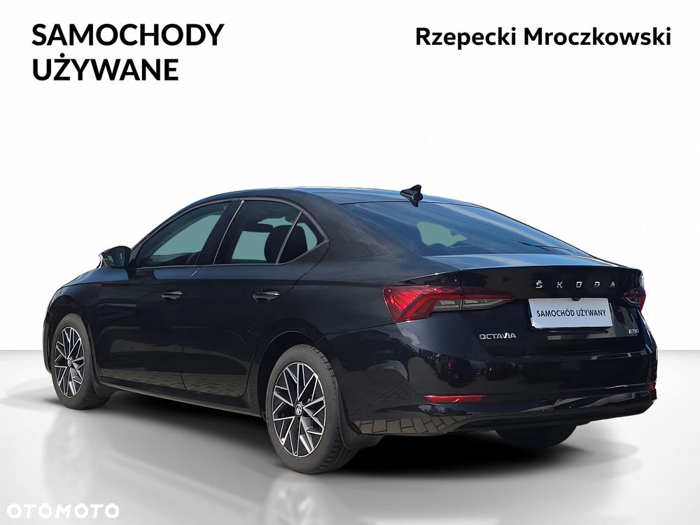 Skoda Octavia - 4