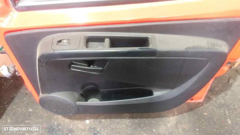 PORTA FRONTAL DIREITA FIAT QUBO 2010 -1396510080 - 1