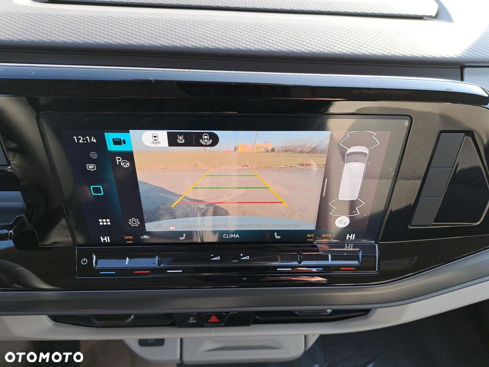 Volkswagen Multivan - 17