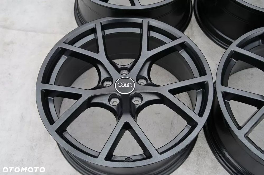 FELGI AUDI RS3 NAJNOWSZY MODEL 8Y0 - 3