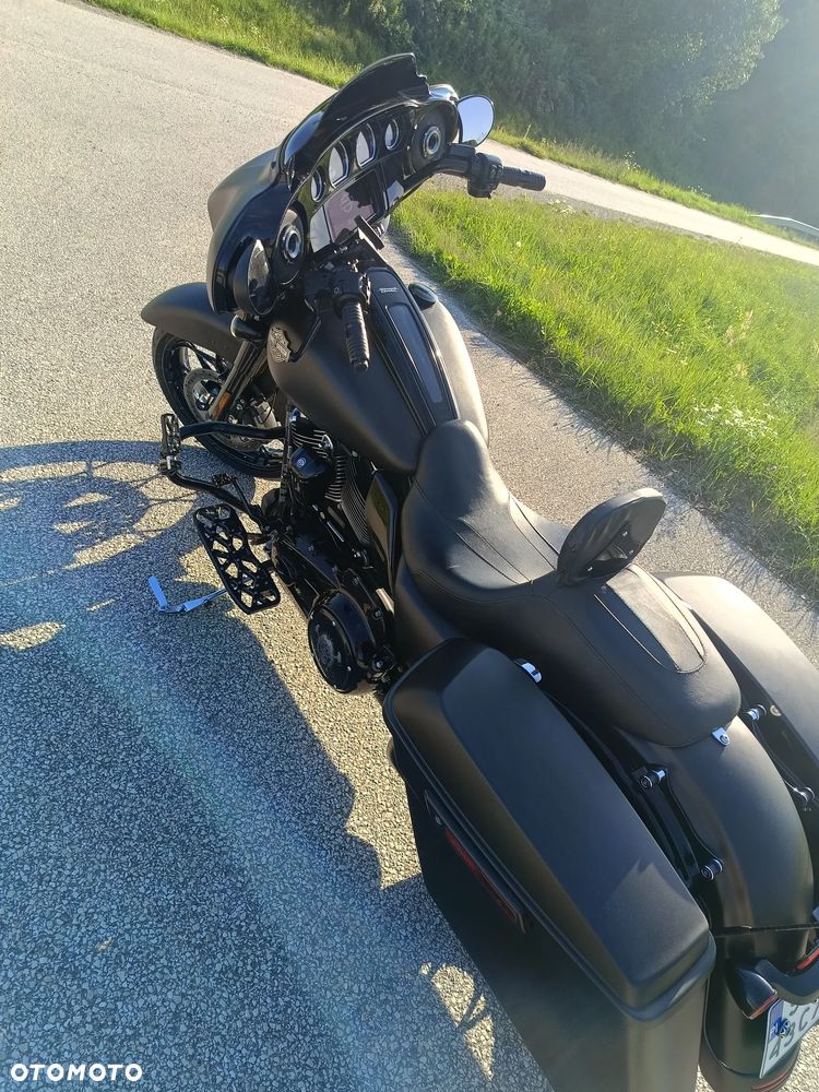 Harley-Davidson Touring Street Glide - 7