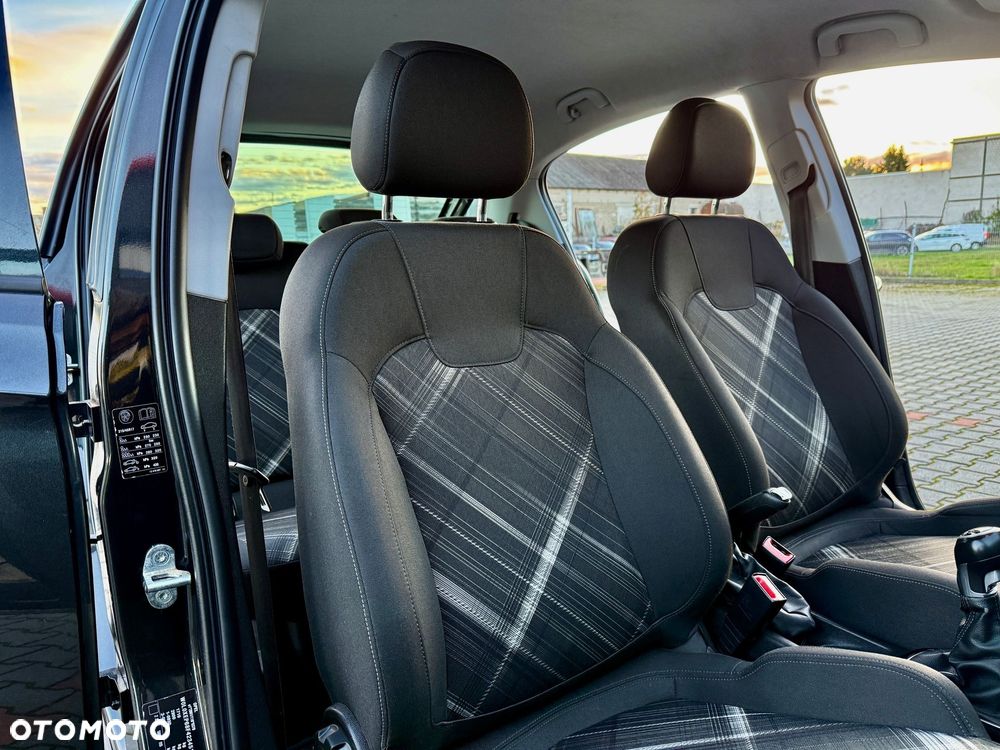 Opel Corsa 1.4 16V Color Edition - 30