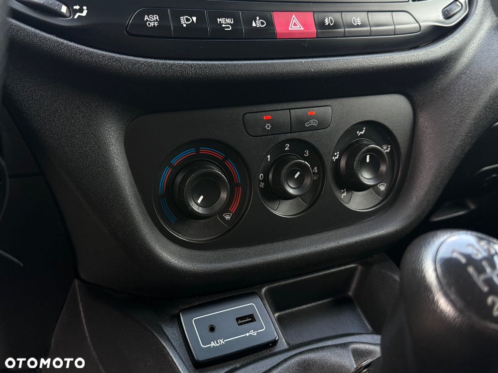 Fiat Doblo - 31