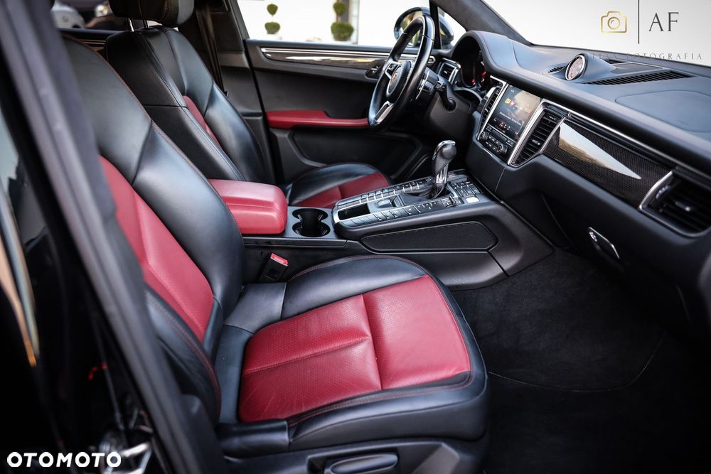 Porsche Macan - 27