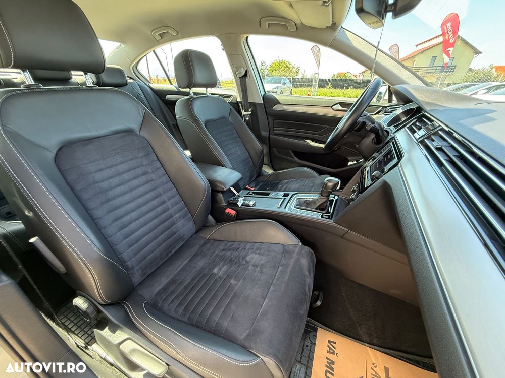 Volkswagen Passat 2.0 TDI DSG Highline - 19