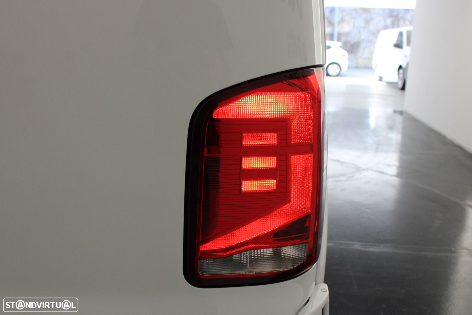 VW TRNASPORTER 6.1 ABT-E - 24