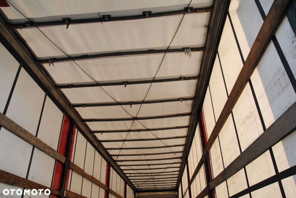 Schwarzmuller SPA, Podnoszona oś - 9