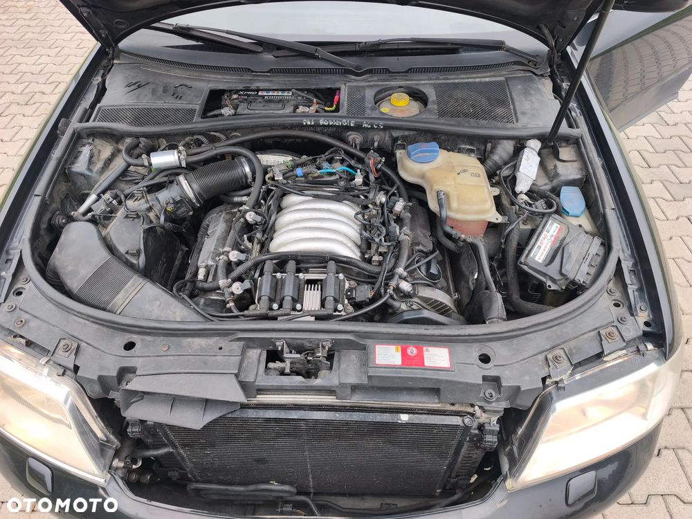 Audi A6 Avant 2.4 - 19