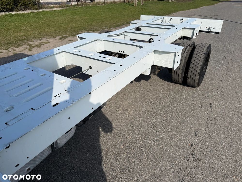 Renault Master * 2.3 / 165KM * Długa rama do zabudowy * Rozstaw osi: 4.3m * - 17