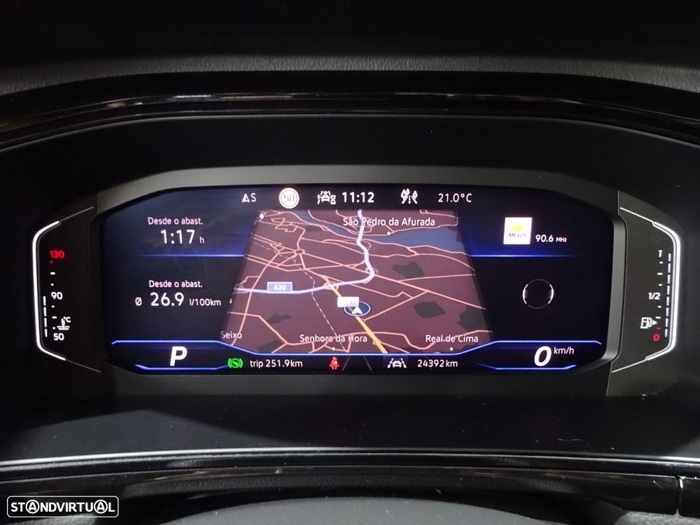 VW T-Roc 1.5 TSI R-Line DSG - 18