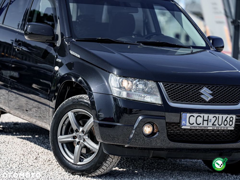 Suzuki Grand Vitara 1.9 DDiS Comfort + DPF Family - 12