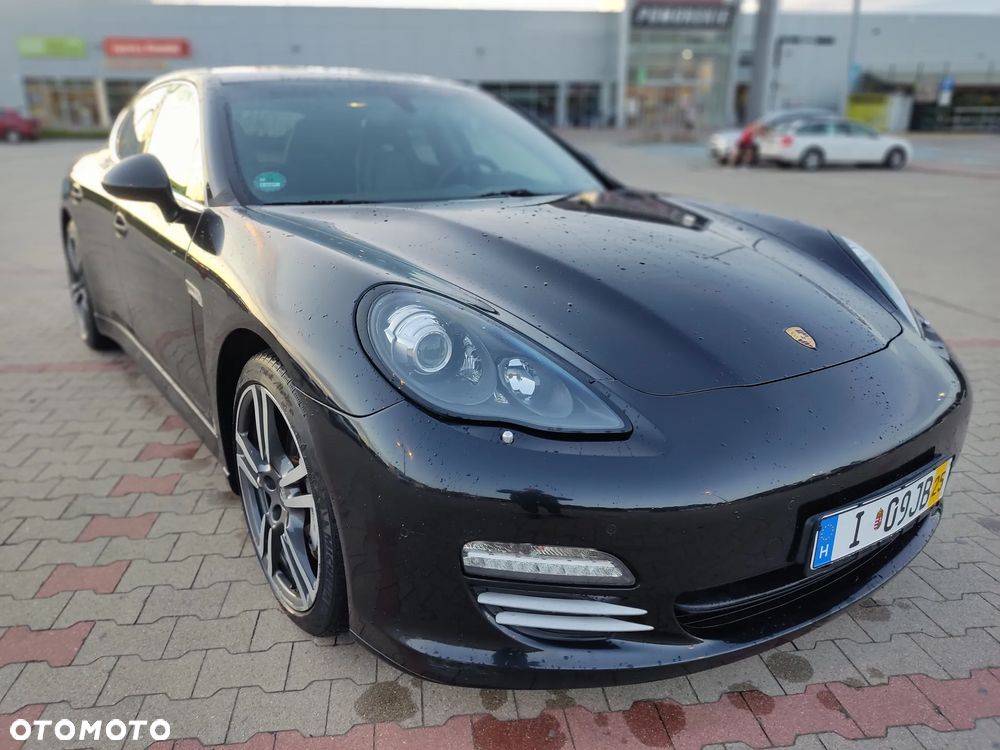 Porsche Panamera 4S PDK - 5