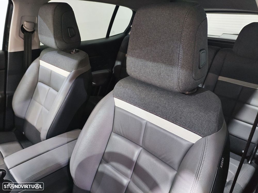 Citroën C5 Aircross 1.2 PureTech Shine - 8