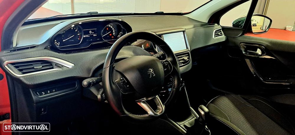 Peugeot 208 1.2 PureTech Allure - 9