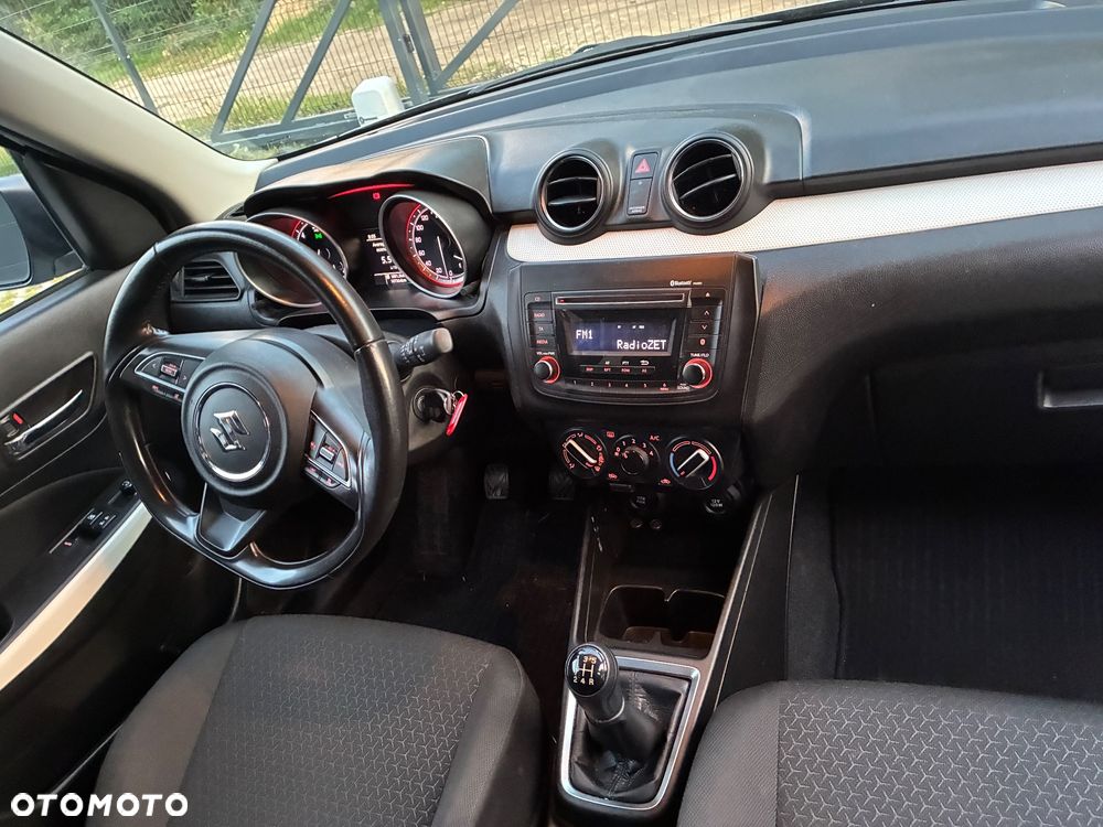 Suzuki Swift - 7