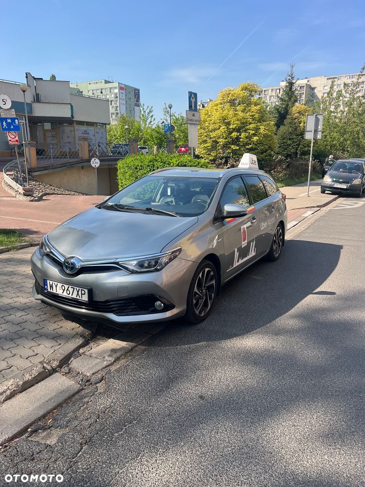 Toyota Auris Hybrid 135 Comfort - 1
