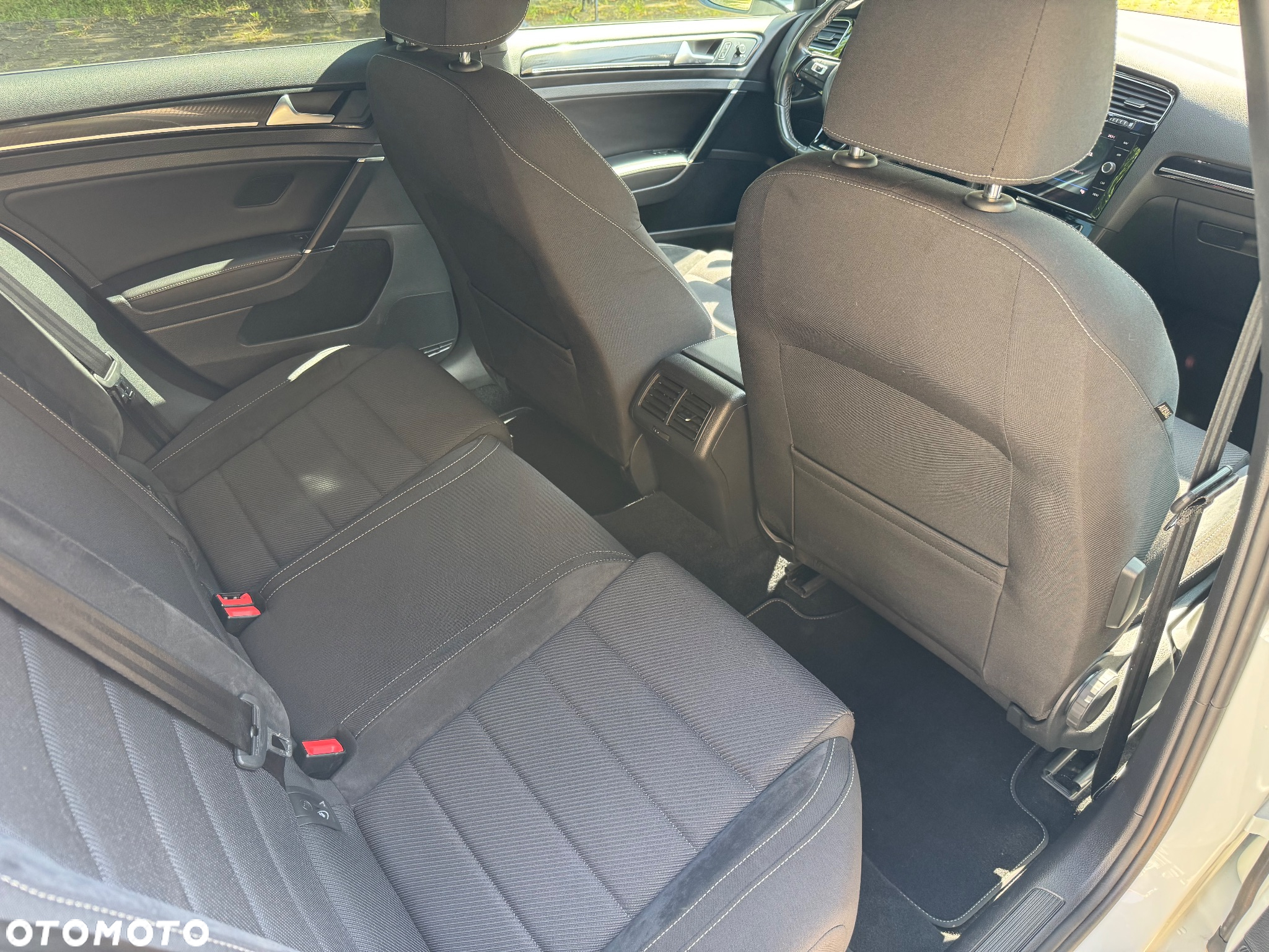 Volkswagen Golf VII 2.0 TSI BMT 4Mot R DSG - 8