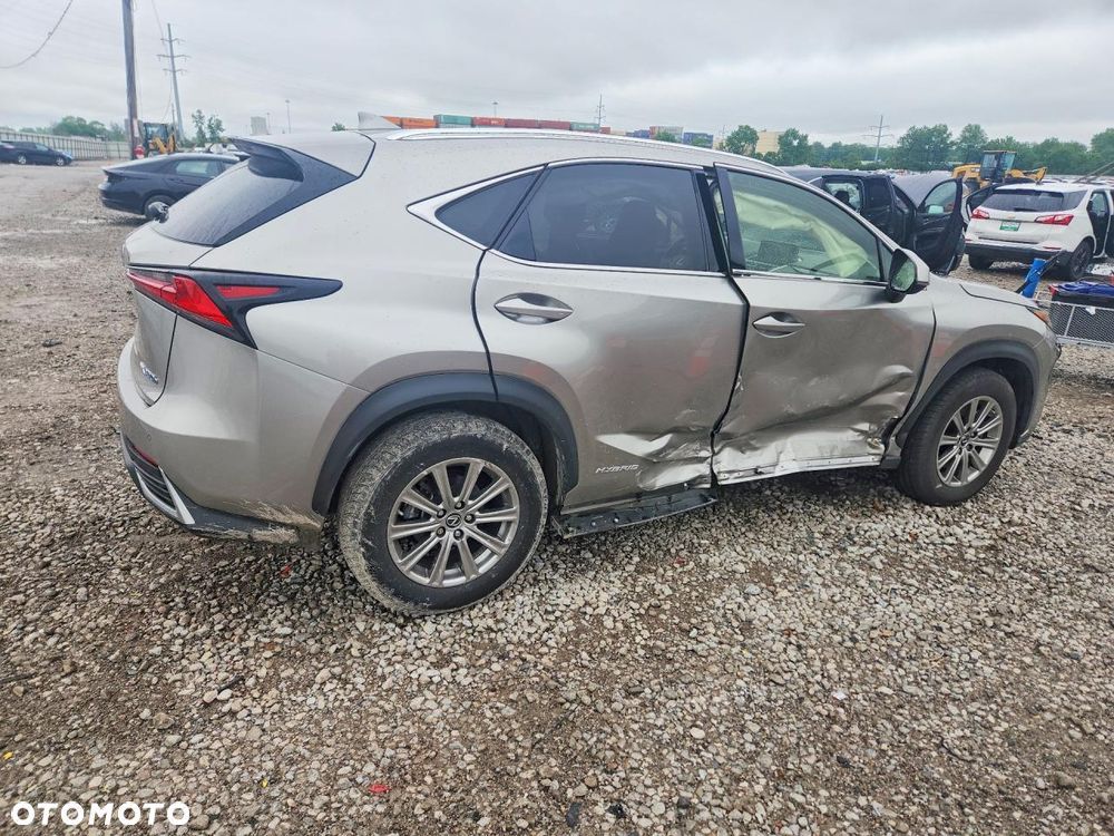 Lexus NX - 3