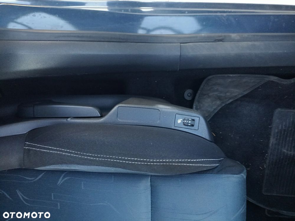 Citroën C4 1.6 HDi Magic - 11